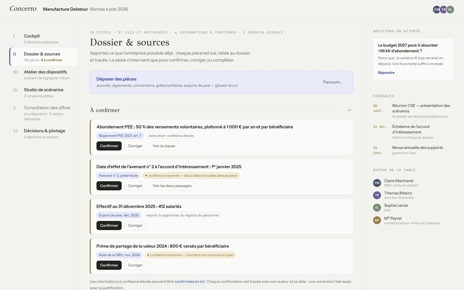 Écran « Dossier & sources » de Concerto : la zone de dépôt des pièces, puis les informations extraites en attente de confirmation, chacune avec sa pièce d'origine et son niveau de confiance.